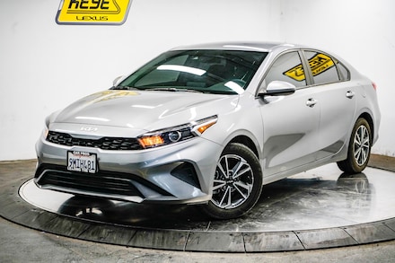 2024 Kia Forte LXS Sedan