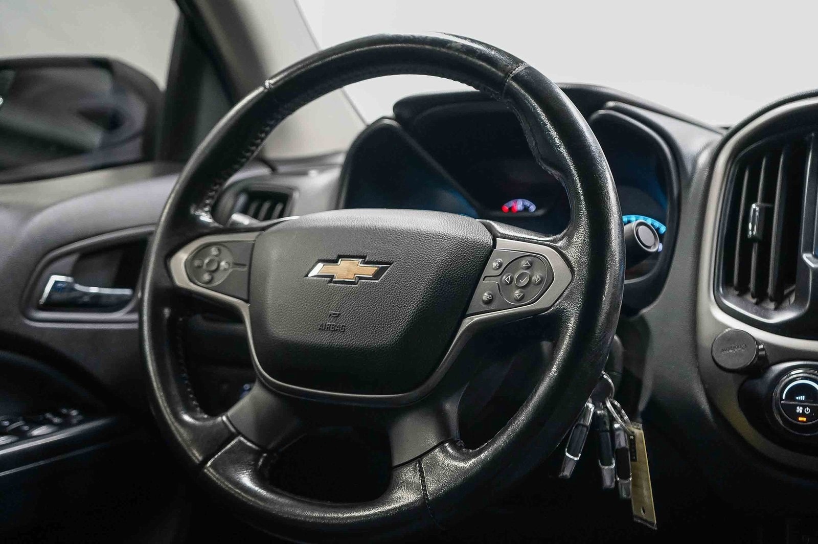 Thumbnail: 2016 Chevrolet Colorado - 11