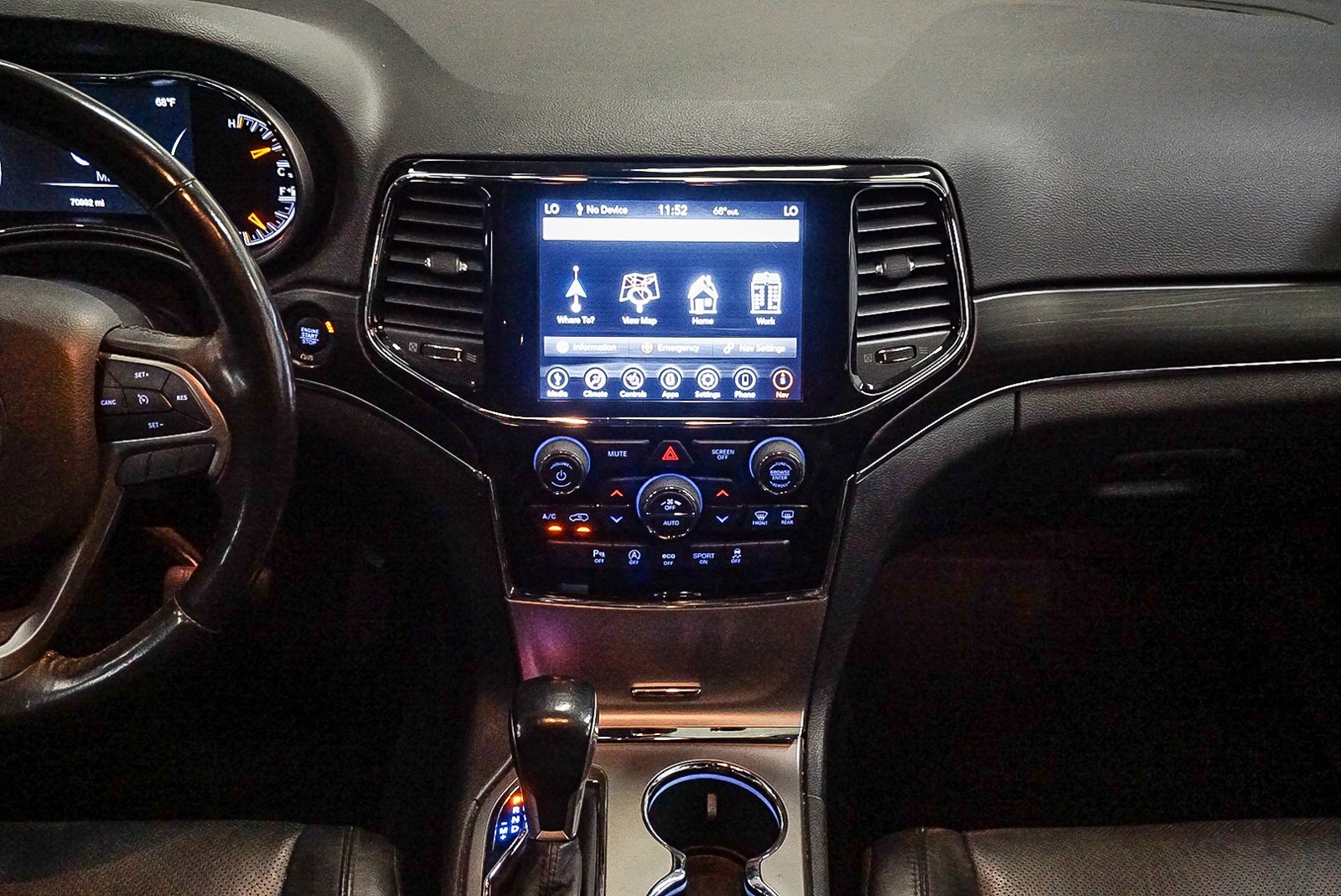 Thumbnail: 2020 Jeep Grand Cherokee - 14