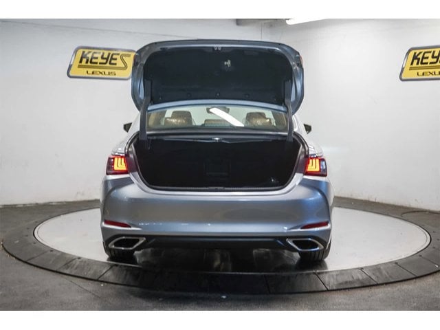 Thumbnail: 2025 Lexus ES - 12