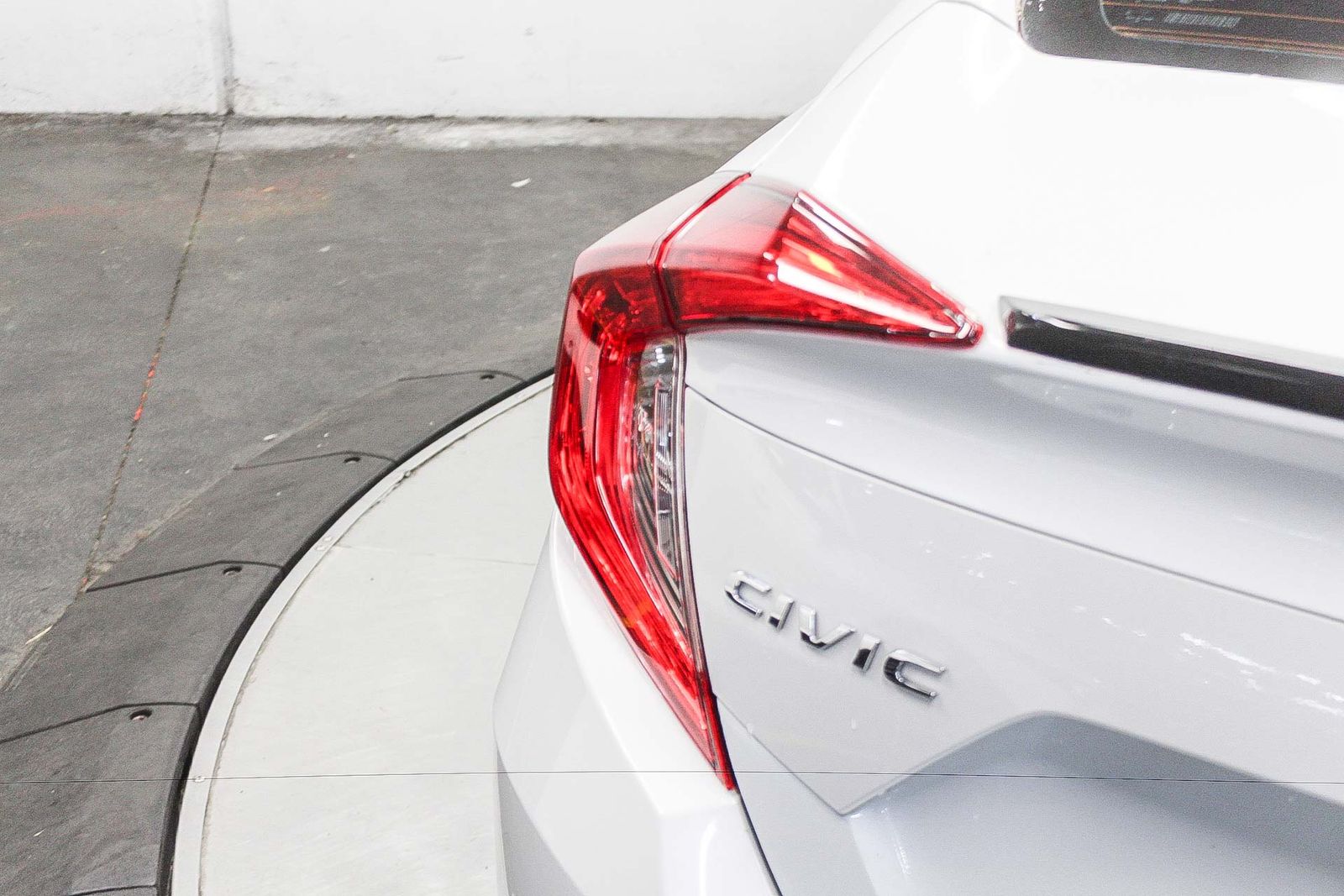 Thumbnail: 2019 Honda Civic - 8