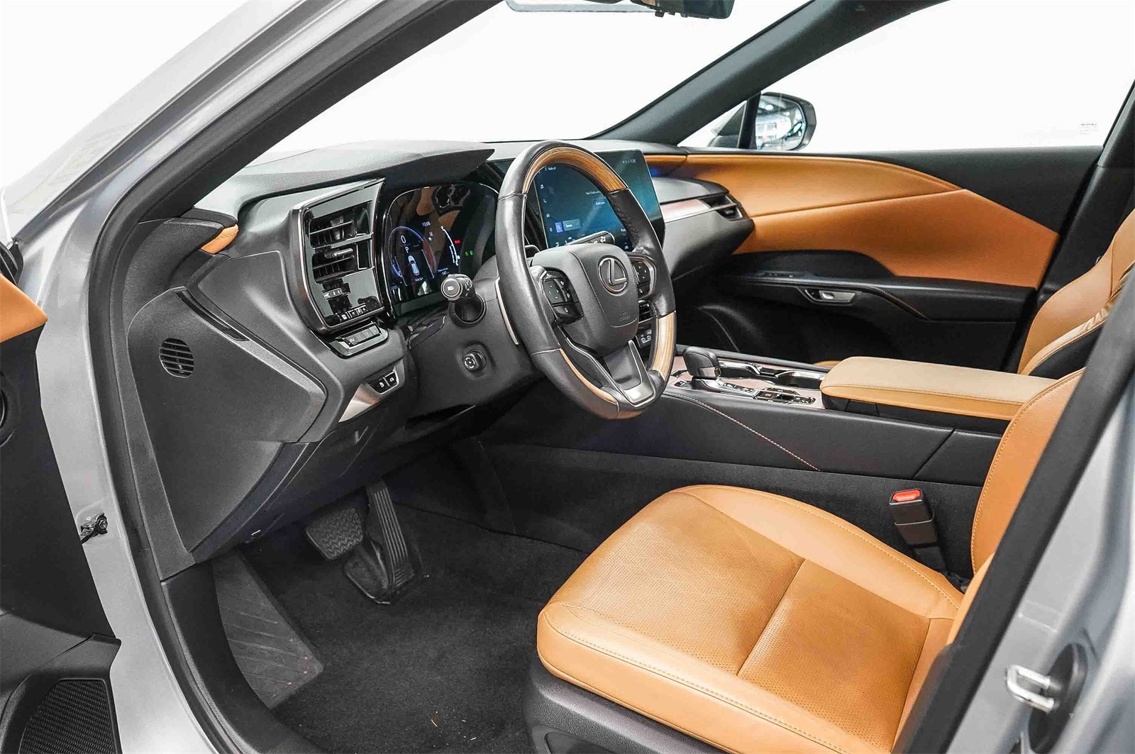 Thumbnail: 2023 Lexus RX - 18
