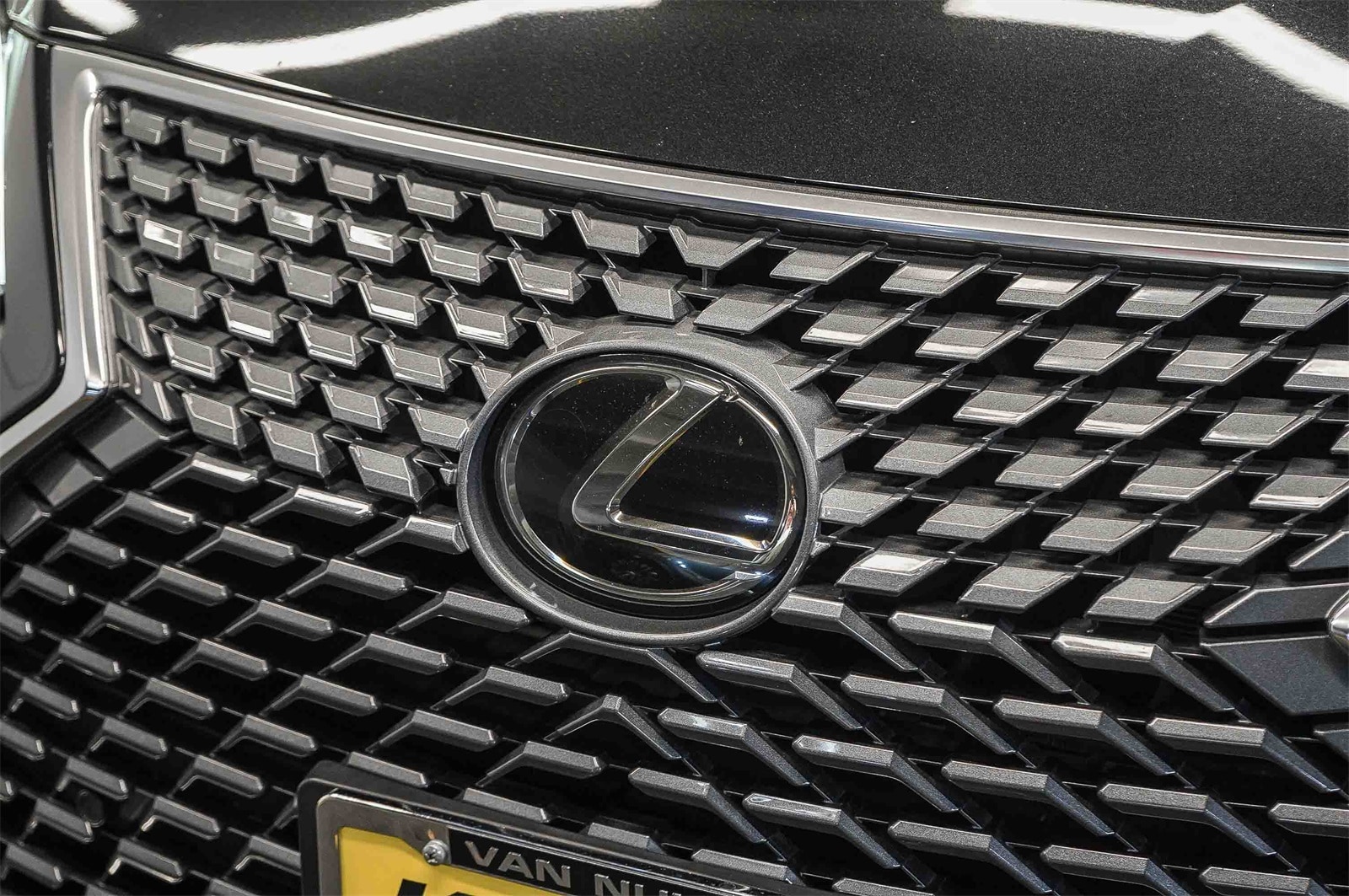 Thumbnail: 2020 Lexus RX - 7