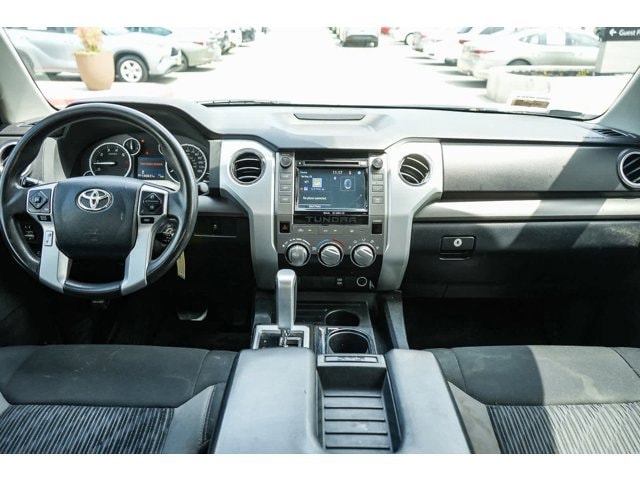 2017 Toyota Tundra SR5 14