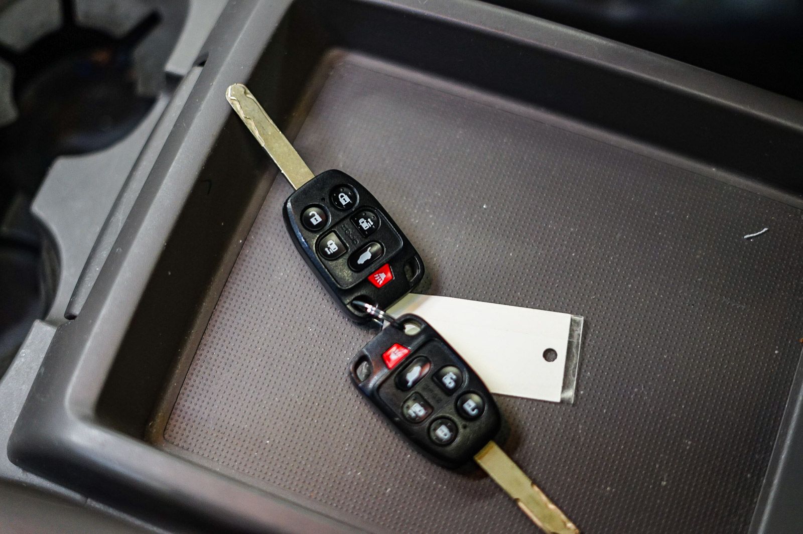 Thumbnail: 2012 Honda Odyssey - 26