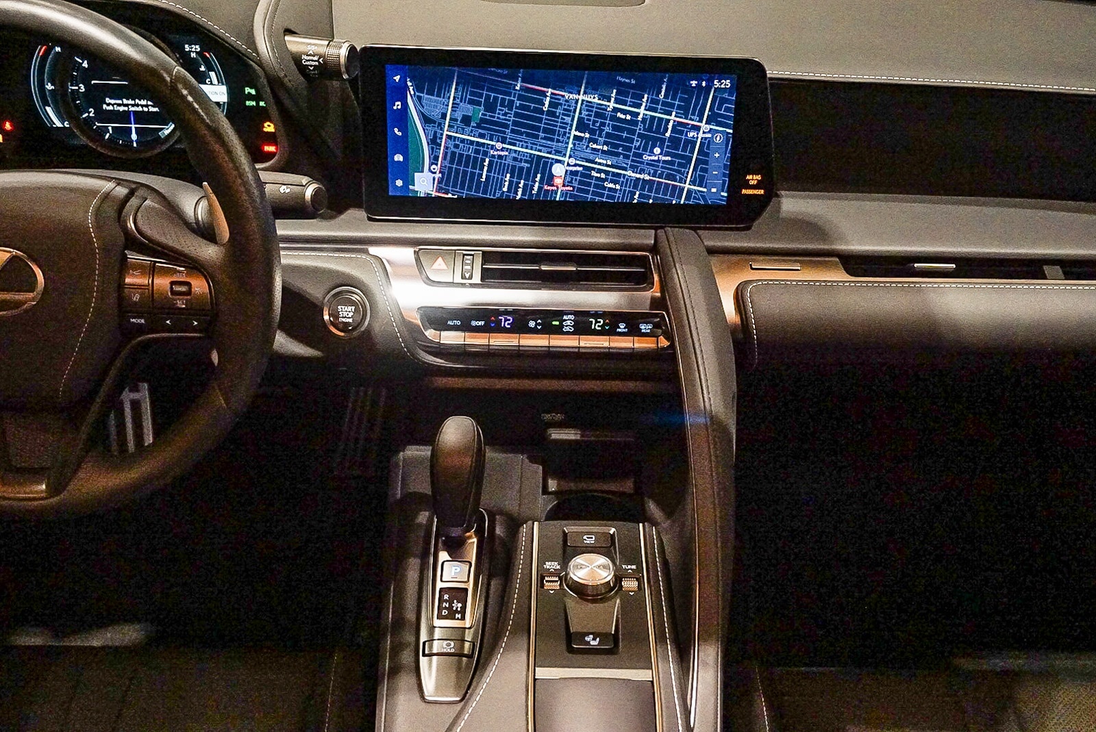 Thumbnail: 2024 Lexus LC - 13