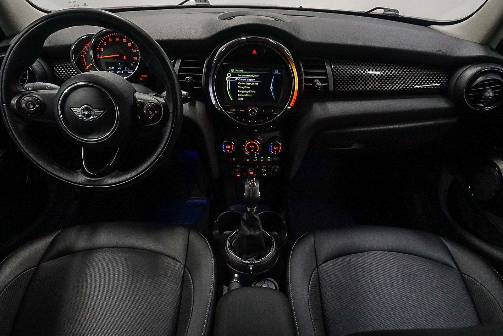 Thumbnail: 2016 MINI Cooper Hardtop - 12