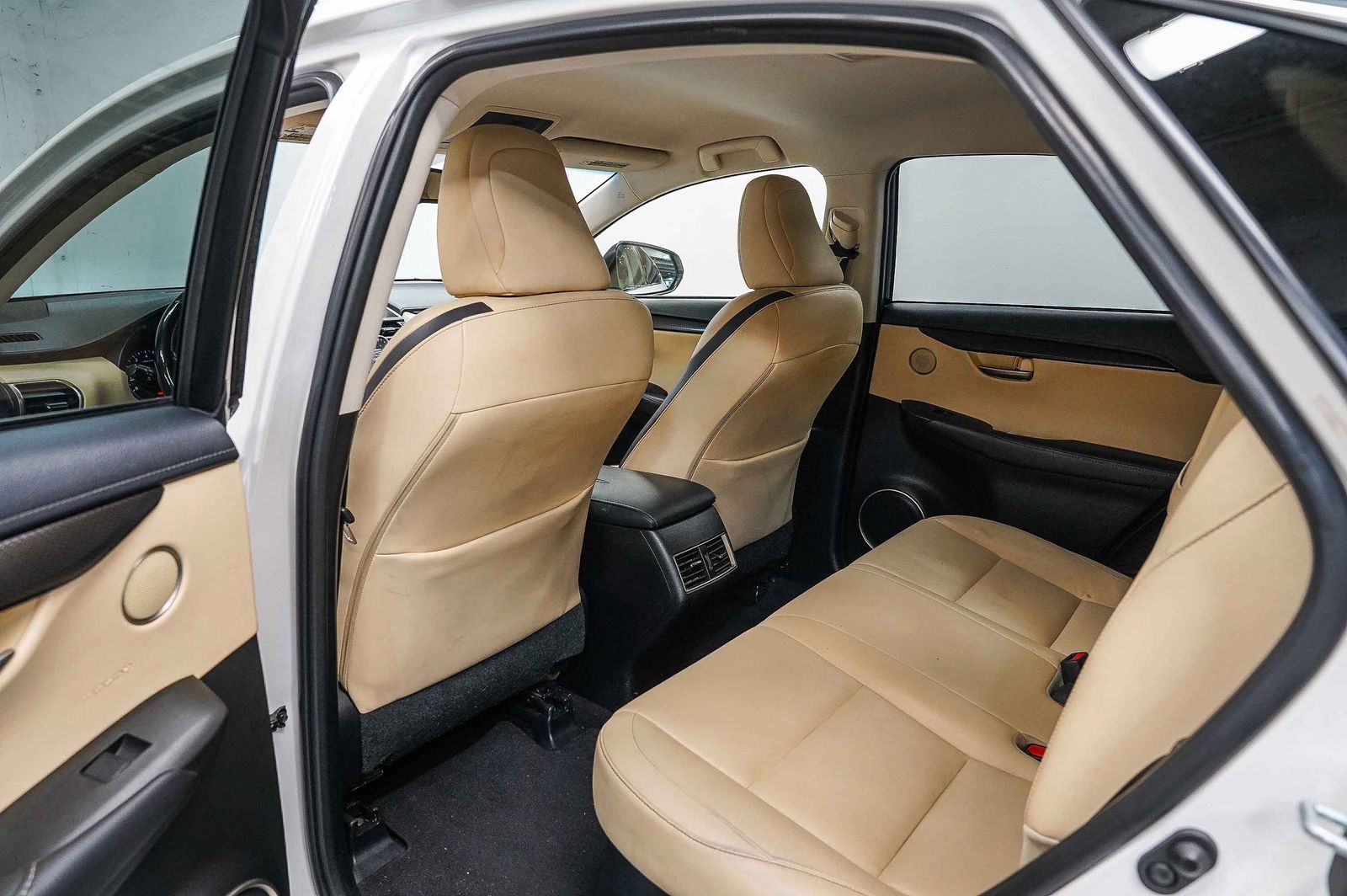 Thumbnail: 2015 Lexus NX - 18