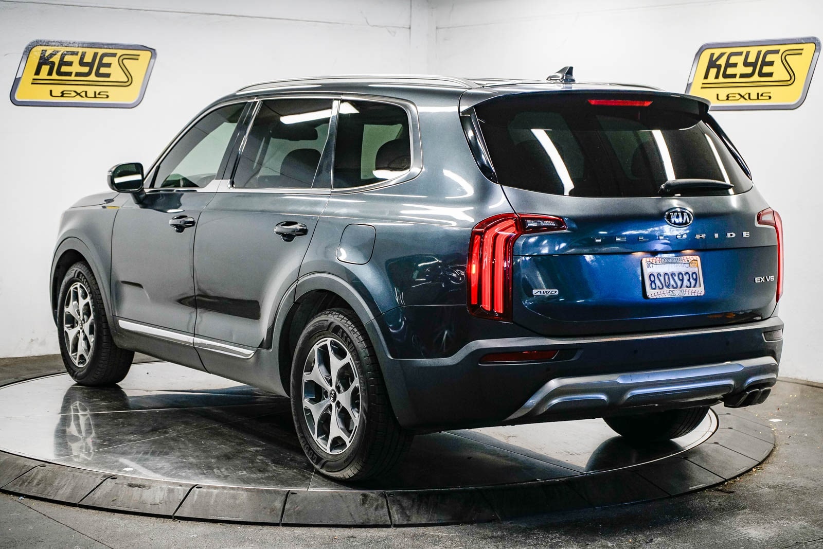 Thumbnail: 2021 Kia Telluride - 2