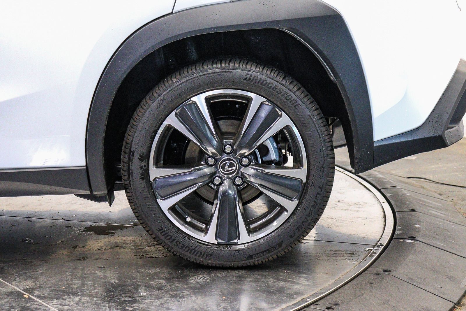 Thumbnail: 2026 Lexus UX - 10