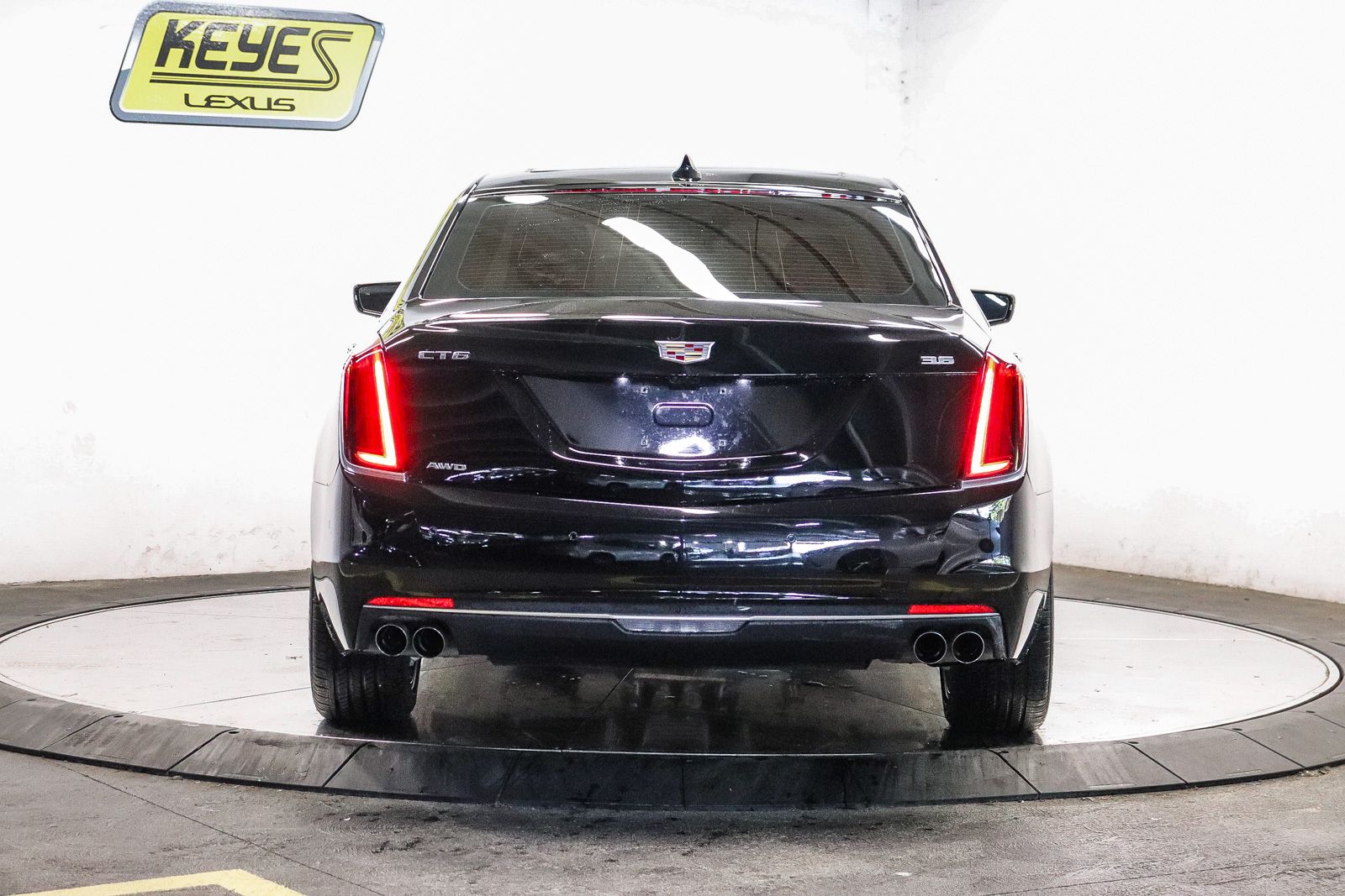 Thumbnail: 2018 Cadillac CT6 - 2