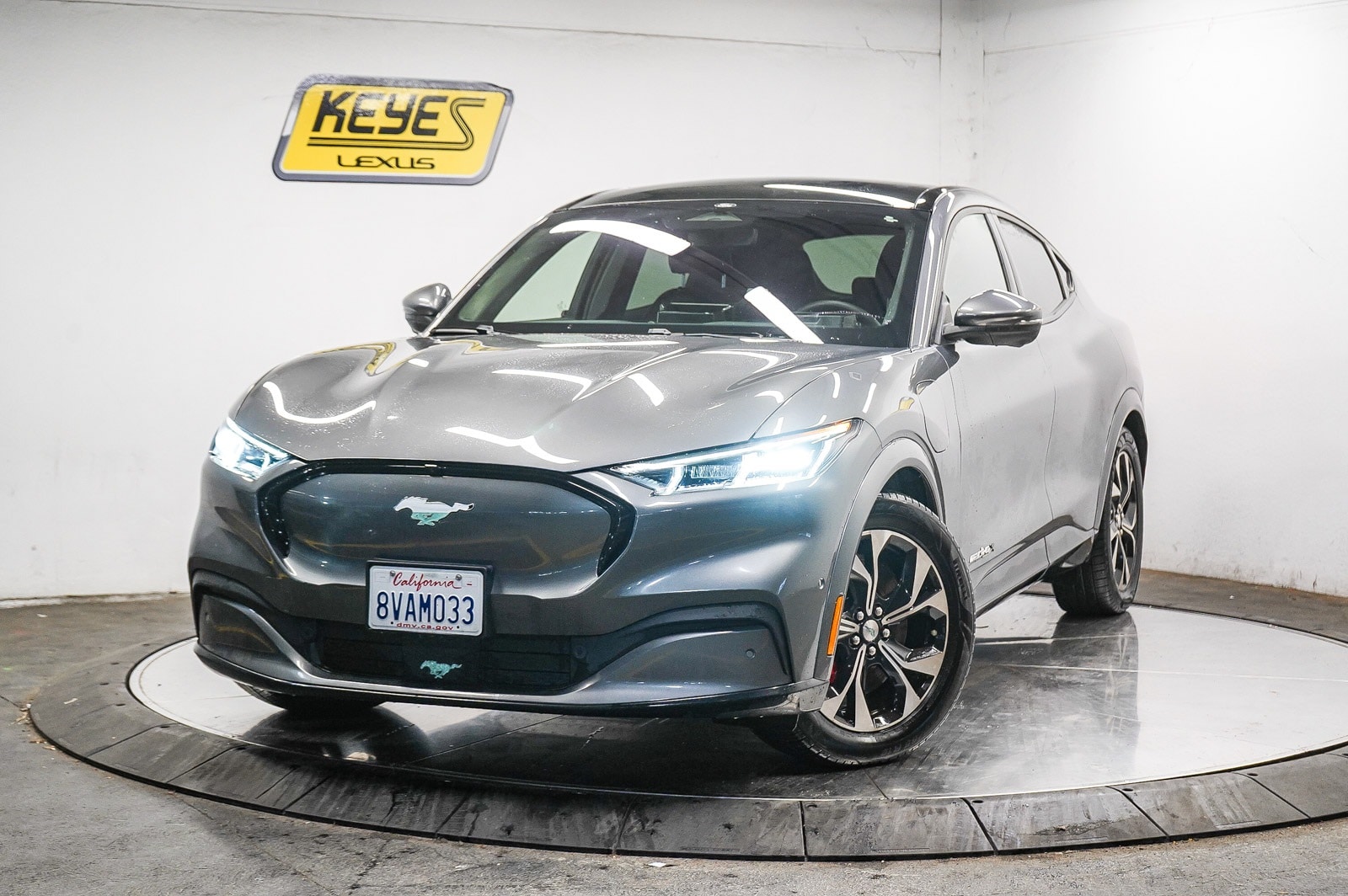 2021 Ford Mustang Mach-E Premium -
                  Van Nuys, CA