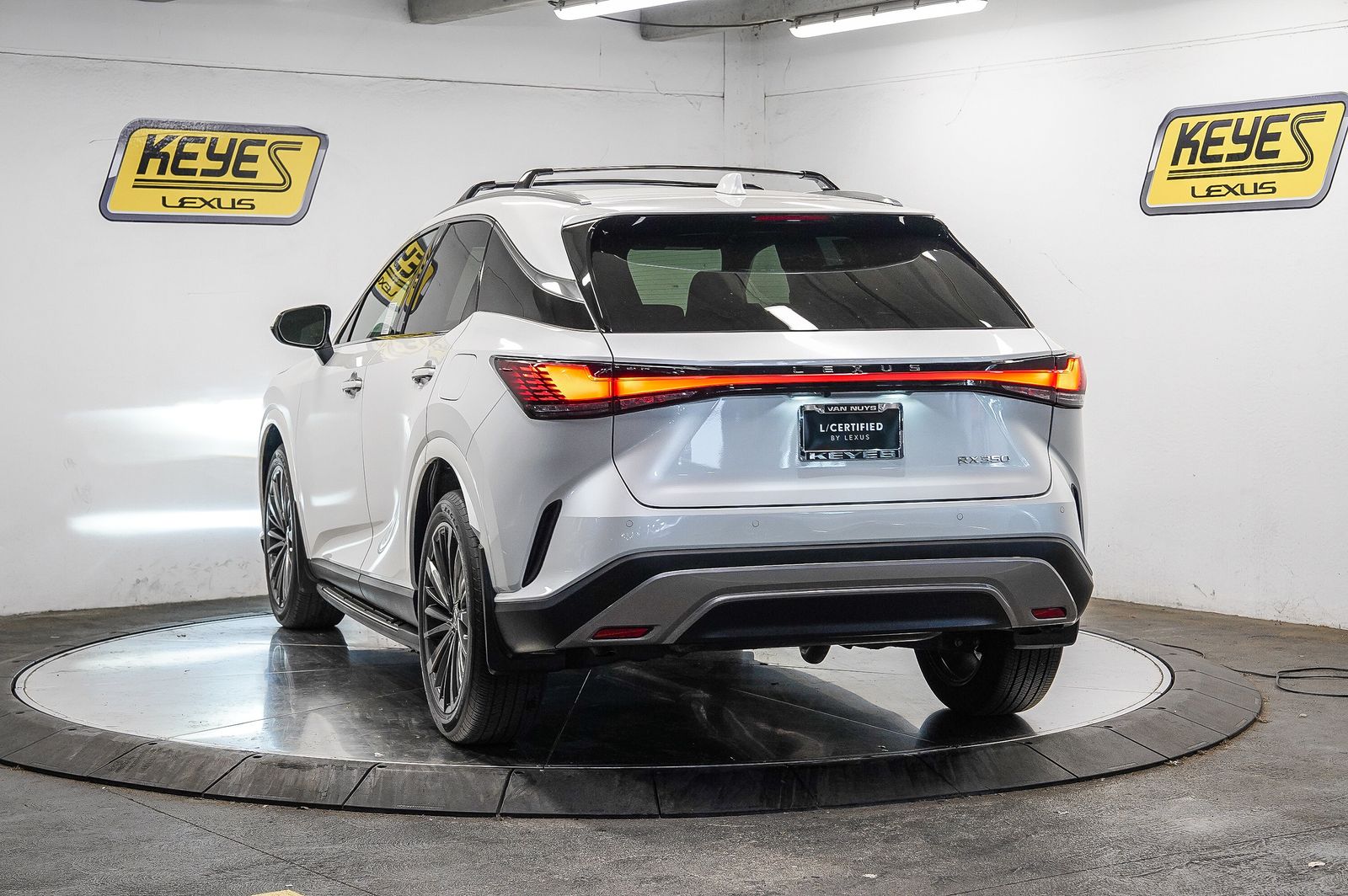 Thumbnail: 2024 Lexus RX - 2