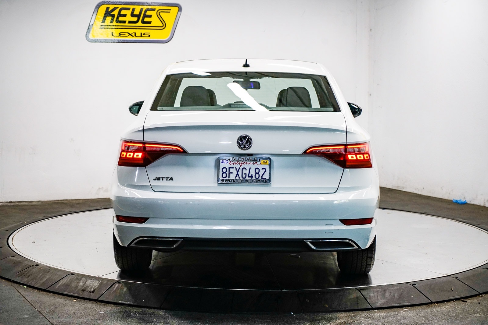 Thumbnail: 2019 Volkswagen Jetta - 3