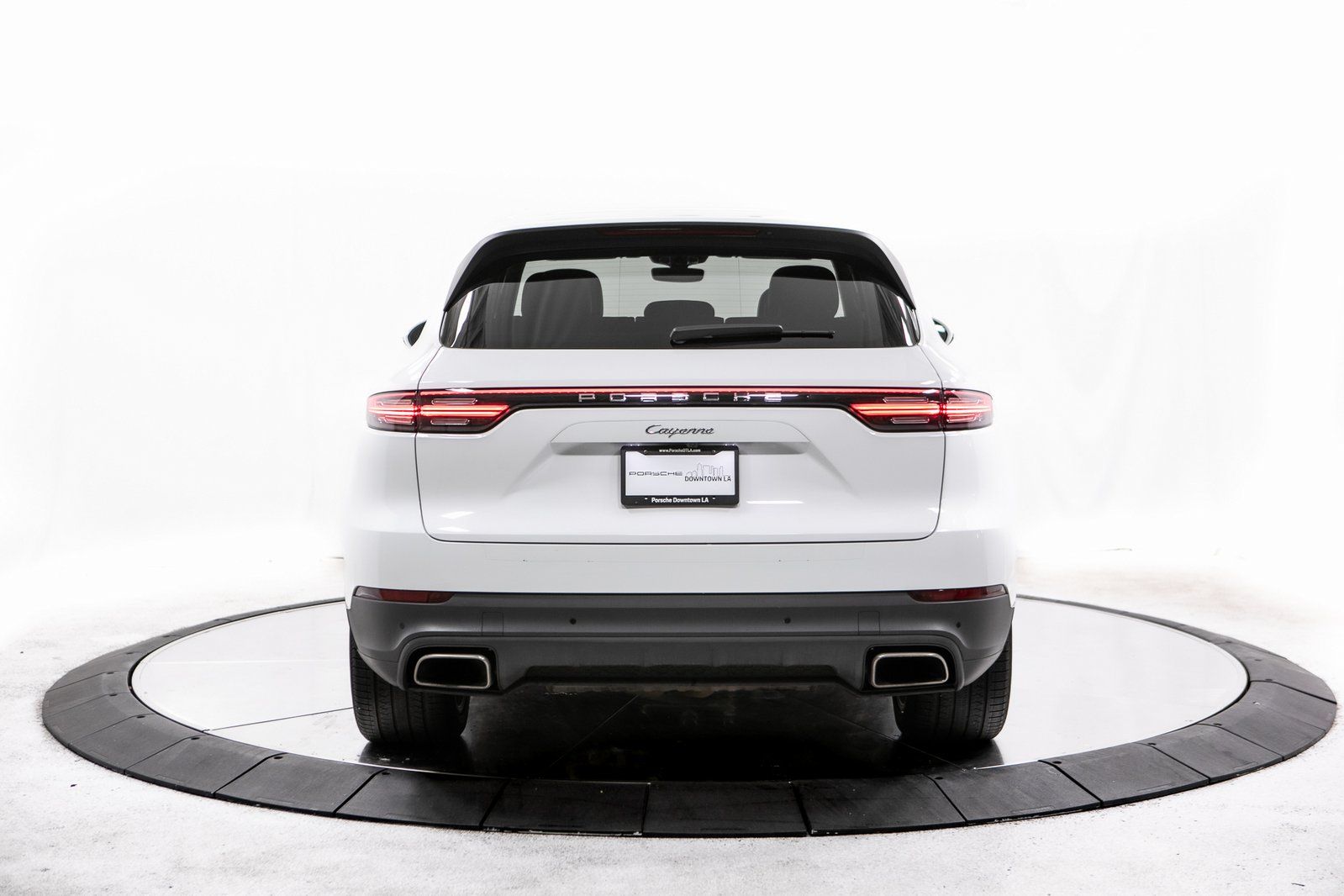 Thumbnail: 2022 Porsche Cayenne - 6