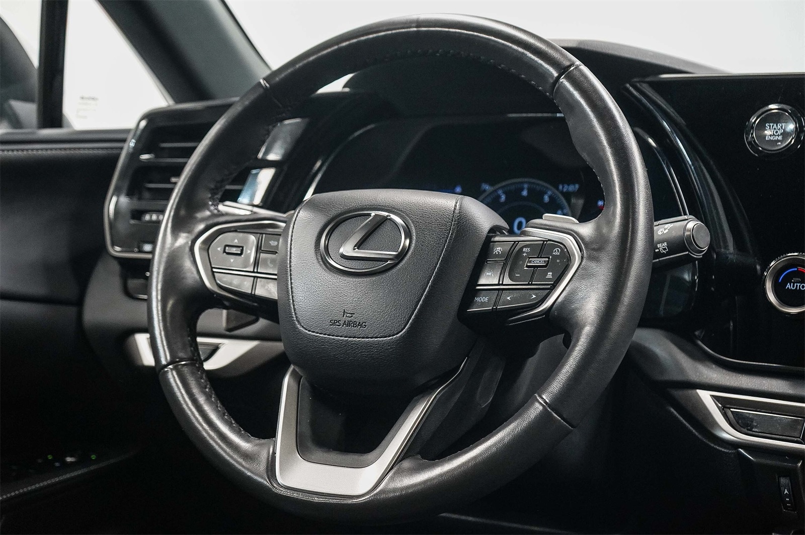 Thumbnail: 2024 Lexus RX - 15