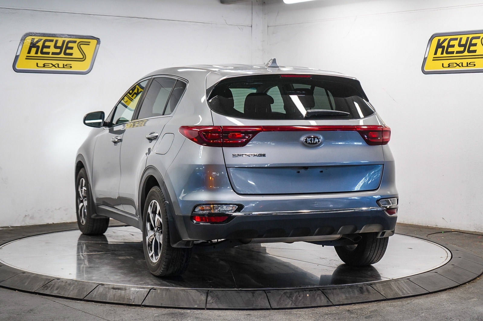 Thumbnail: 2022 Kia Sportage - 2