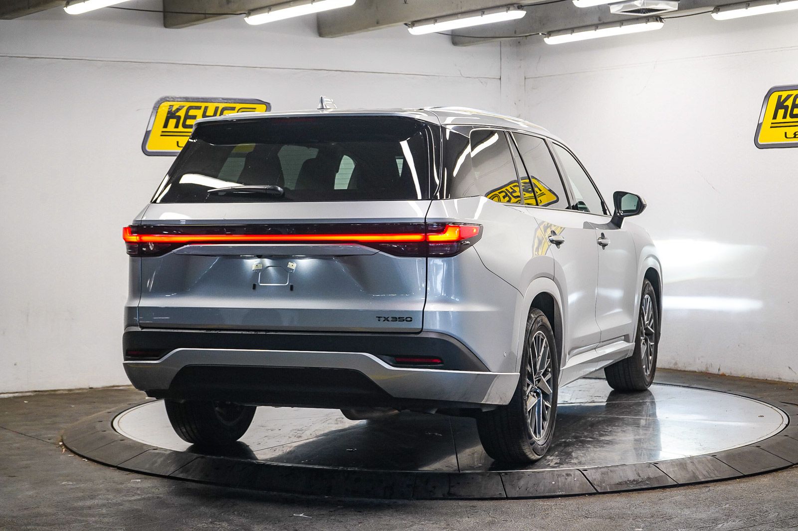 Thumbnail: 2026 Lexus TX - 3