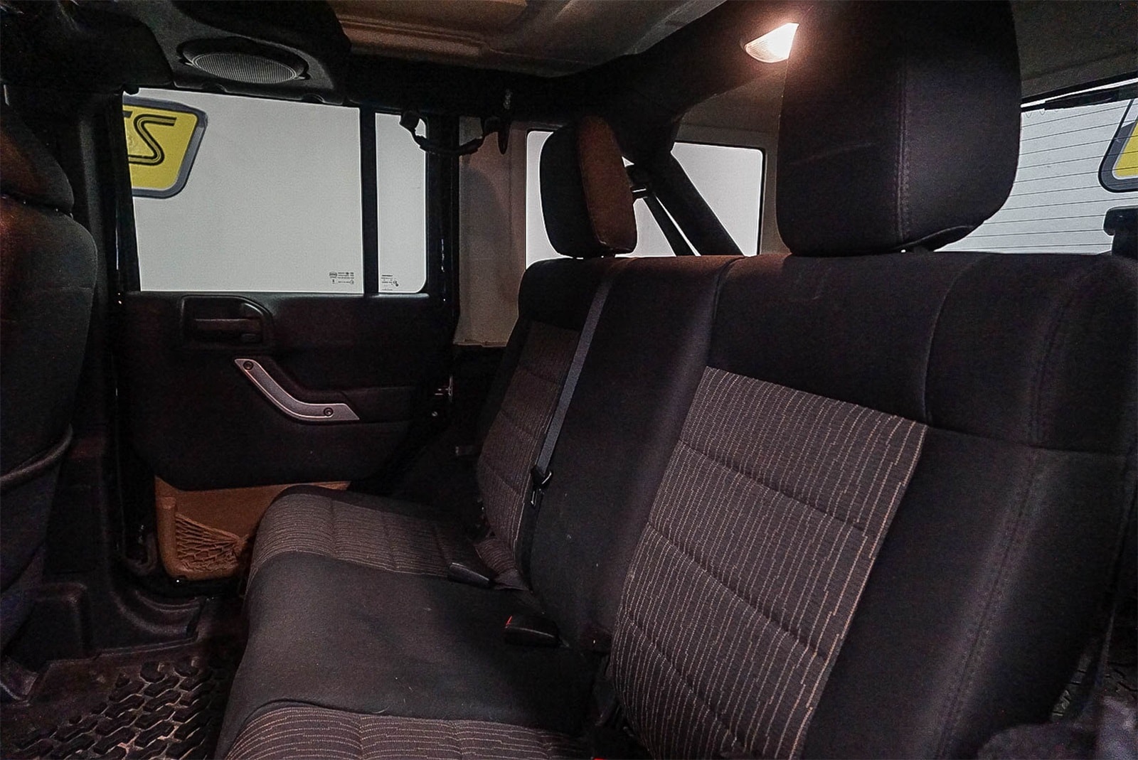 Thumbnail: 2012 Jeep Wrangler - 19