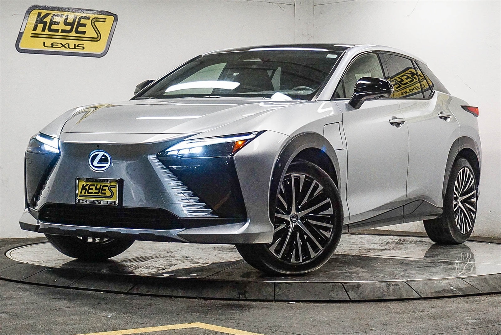 2024 Lexus RZ 450e -
                  Van Nuys, CA