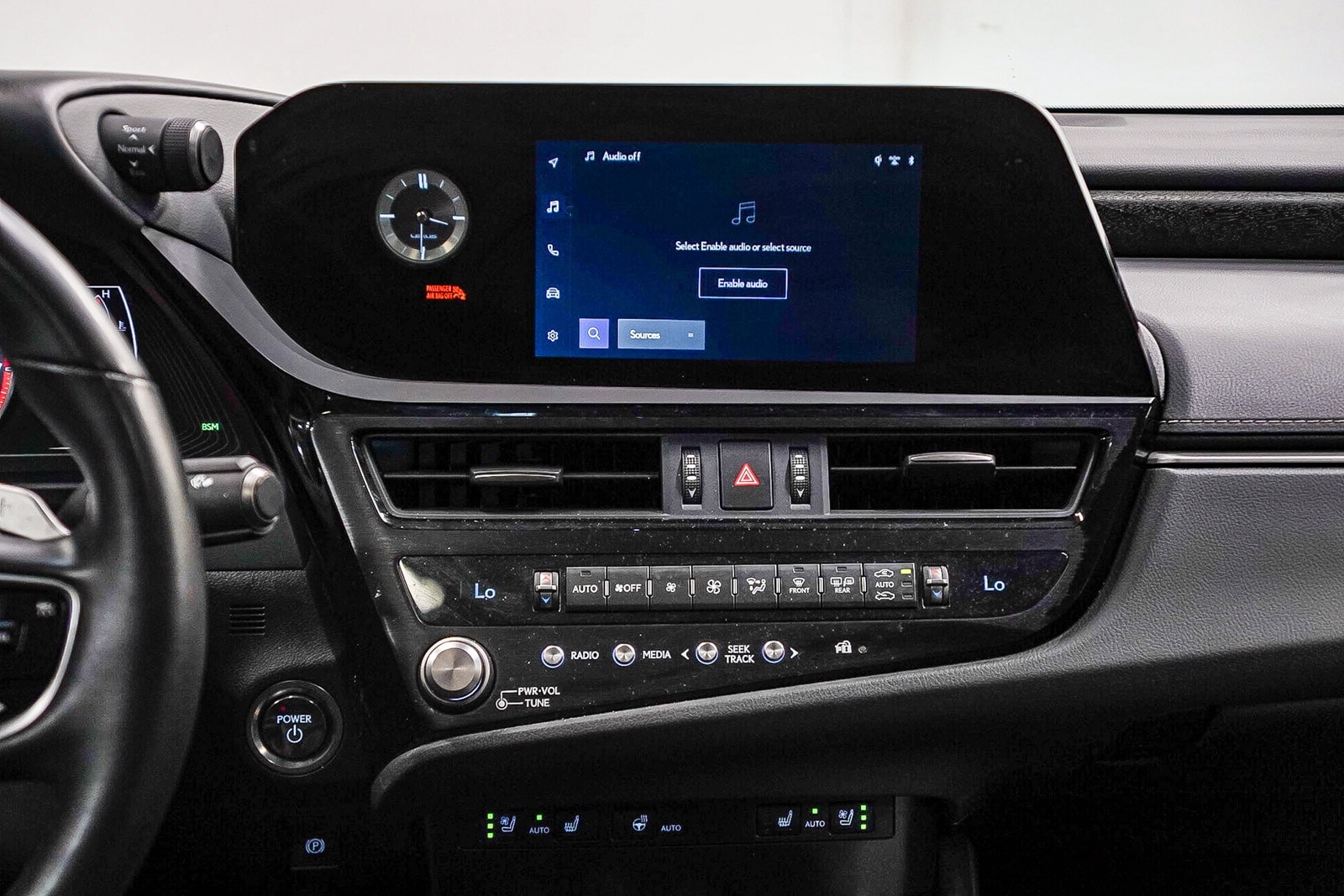 Thumbnail: 2024 Lexus ES - 13