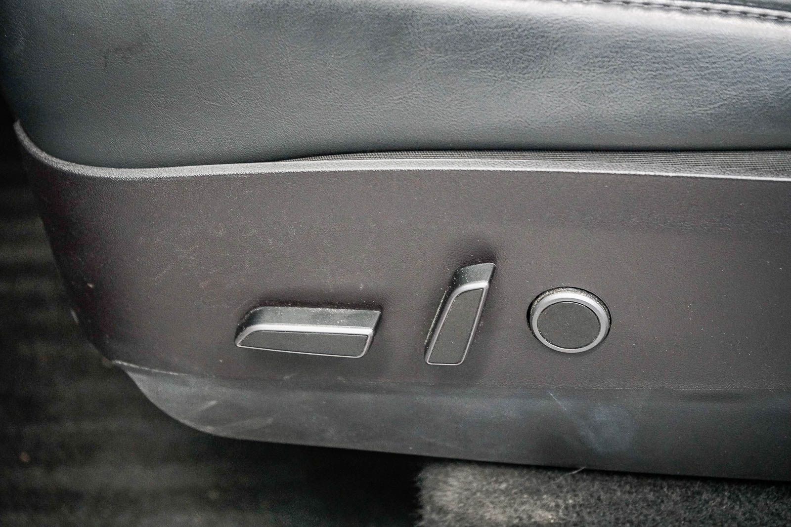 Thumbnail: 2023 Tesla Model Y - 20