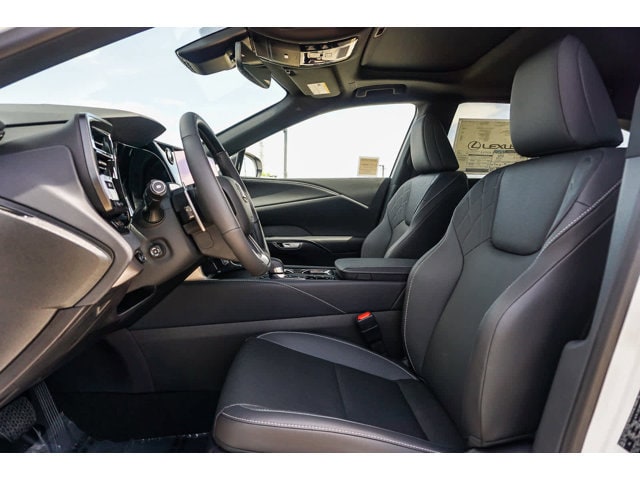 Thumbnail: 2025 Lexus RX - 18