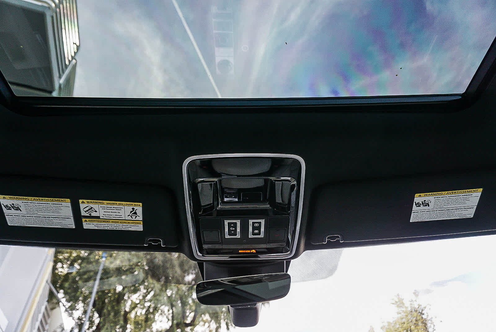 Thumbnail: 2017 Land Rover Range Rover - 12