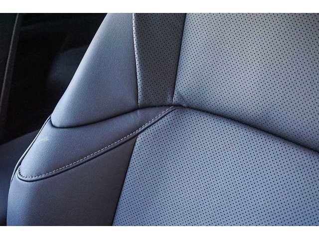 Thumbnail: 2025 Lexus ES - 25