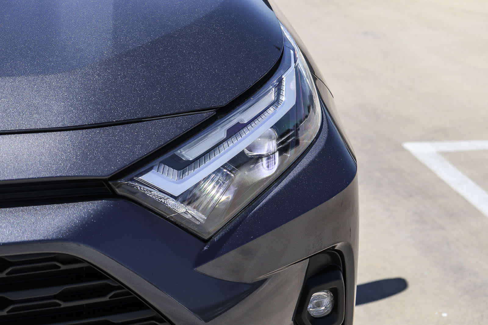 Thumbnail: 2022 Toyota RAV4 - 6