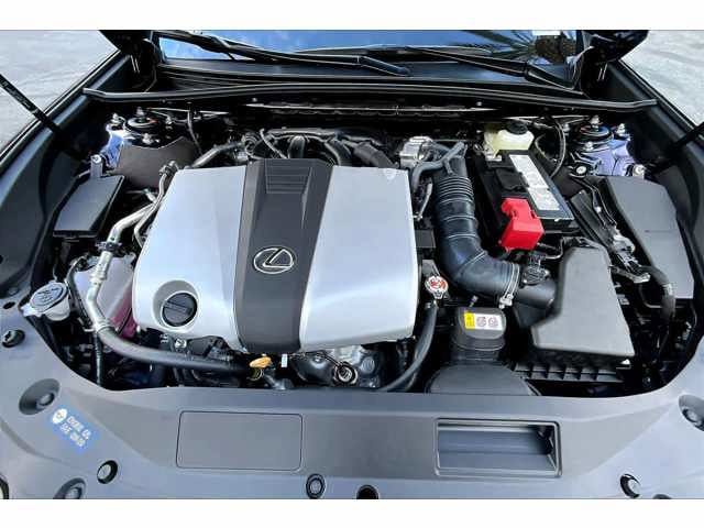 Thumbnail: 2025 Lexus ES - 19