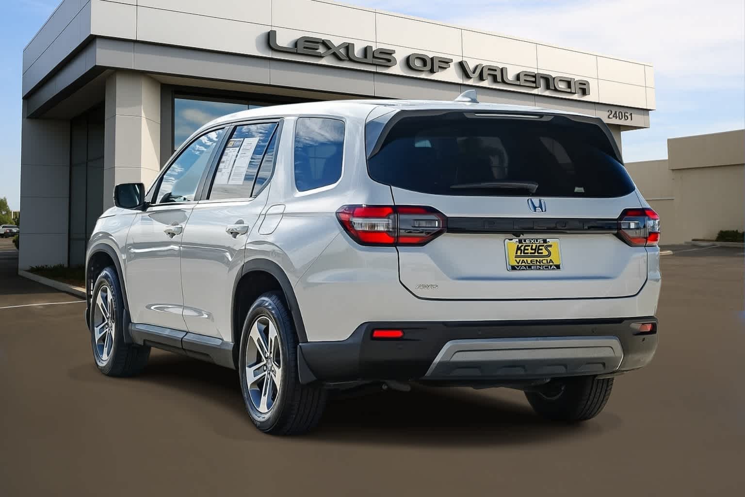 Thumbnail: 2025 Honda Pilot - 2