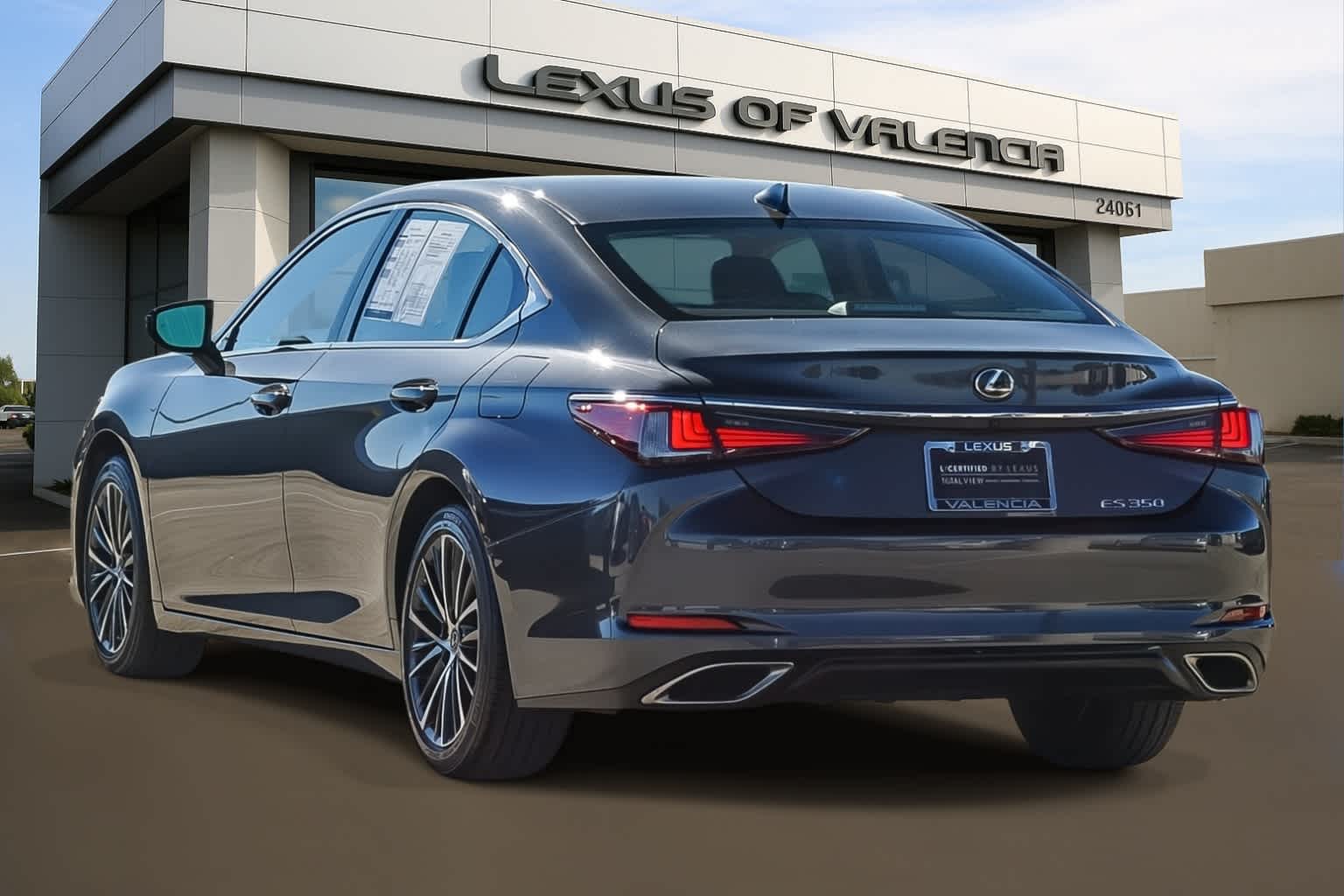 Thumbnail: 2023 Lexus ES - 2