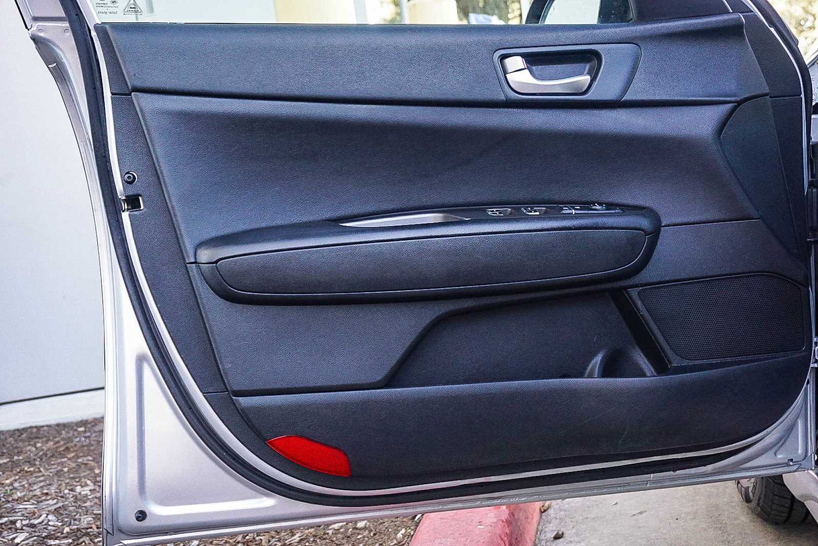 Thumbnail: 2020 Kia Optima - 21