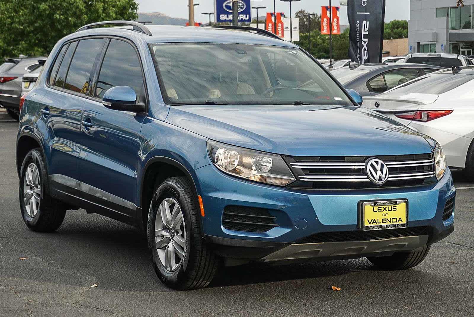 Thumbnail: 2017 Volkswagen Tiguan - 5