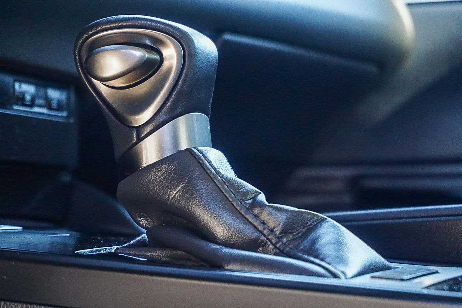 Thumbnail: 2024 Lexus ES - 20