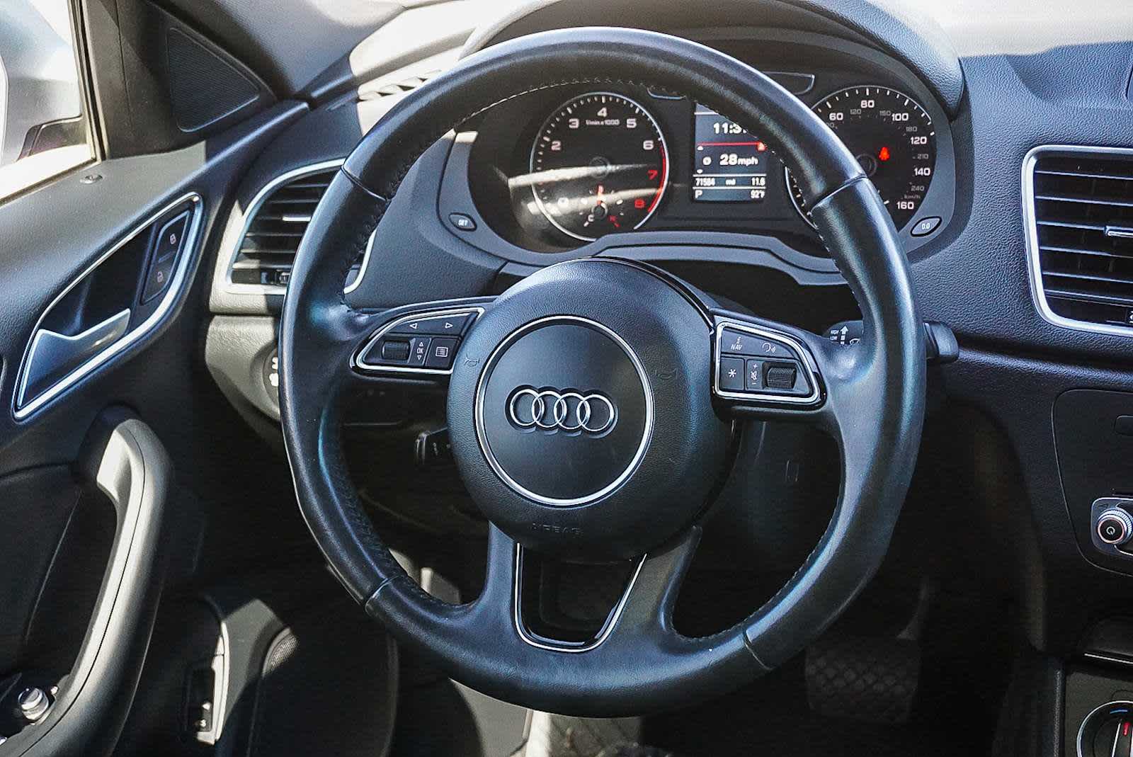 Thumbnail: 2018 Audi Q3 - 16