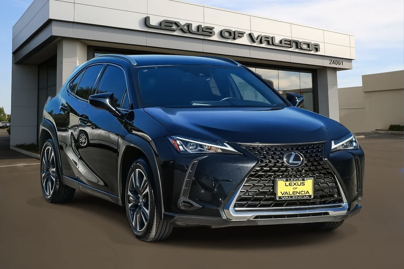 Thumbnail: 2022 Lexus UX - 5
