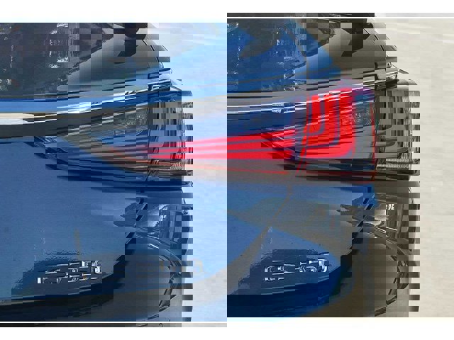 Thumbnail: 2025 Lexus ES - 19