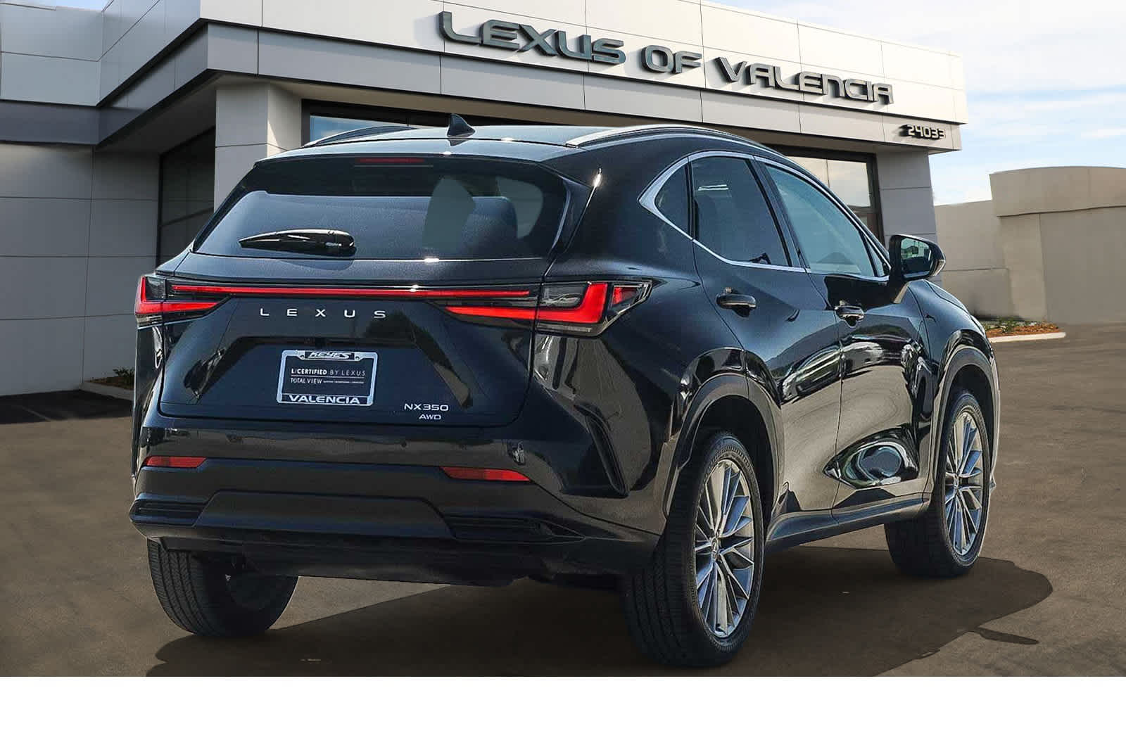 2024 Lexus NX 350 Luxury photo 4