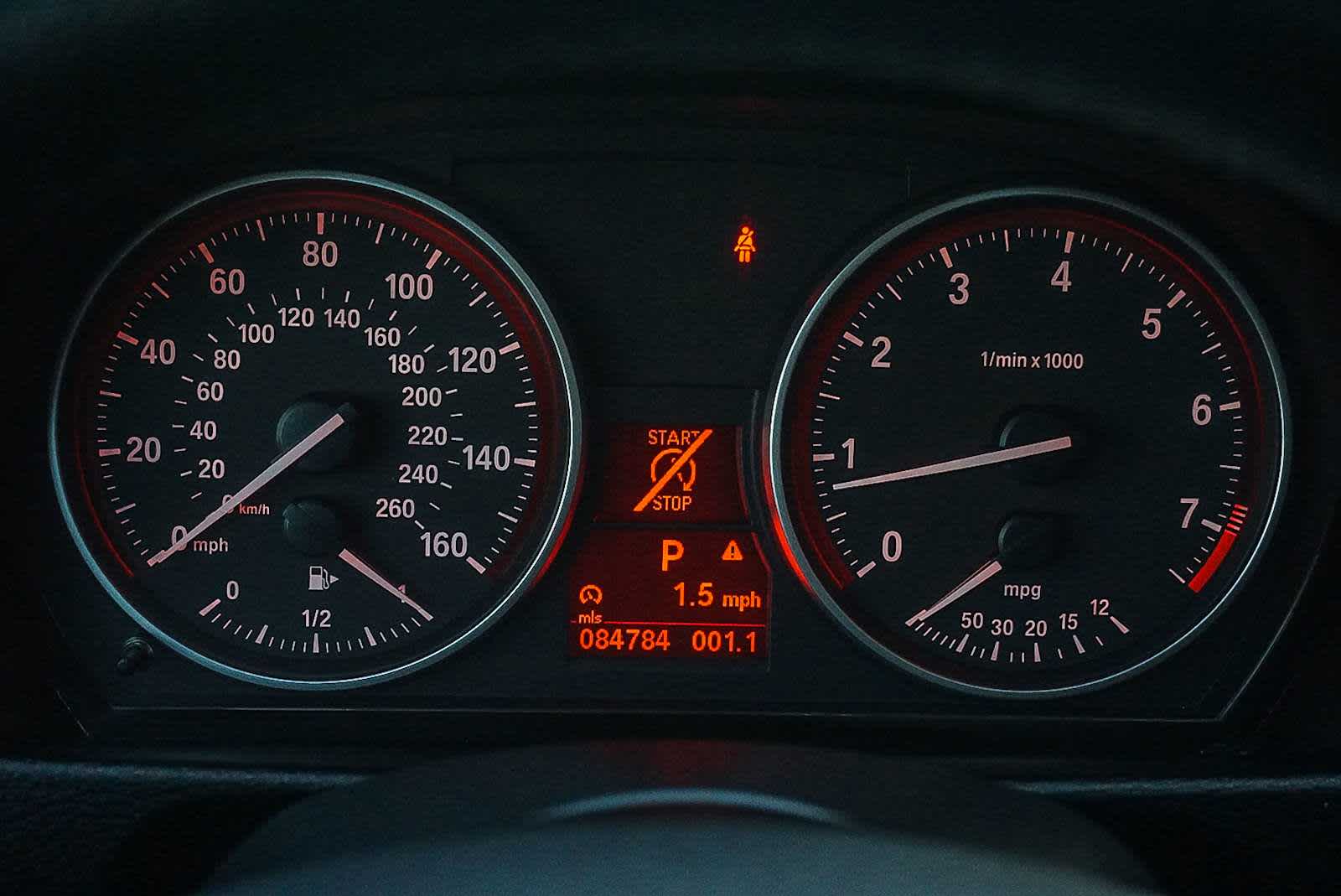 Thumbnail: 2015 BMW X1 - 24