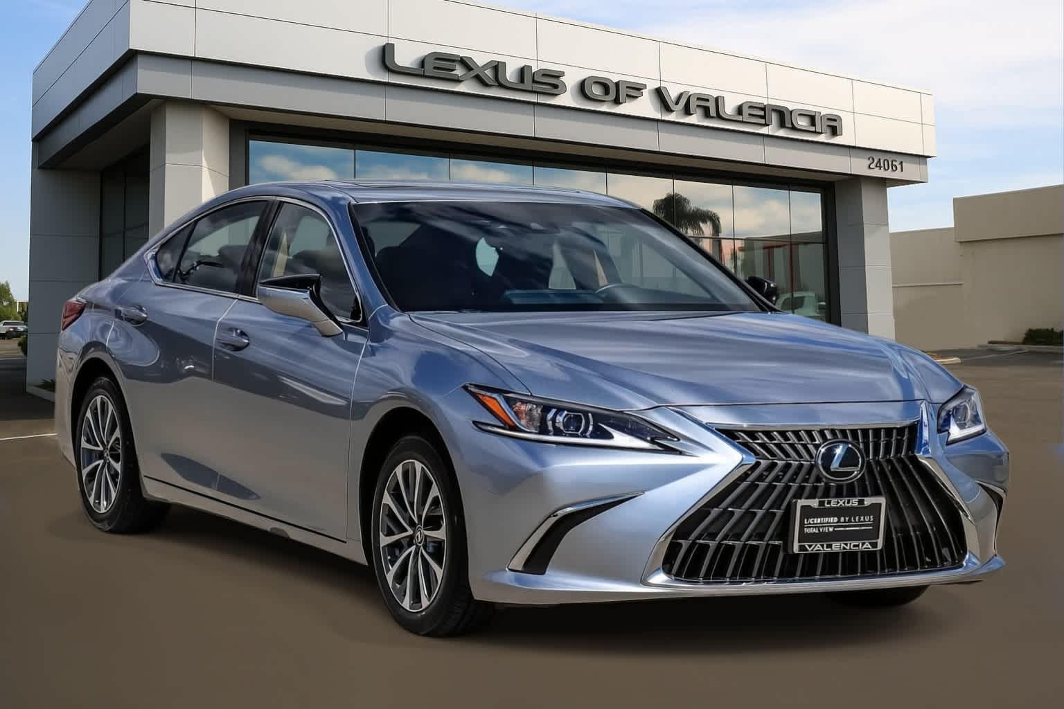 Thumbnail: 2025 Lexus ES - 4