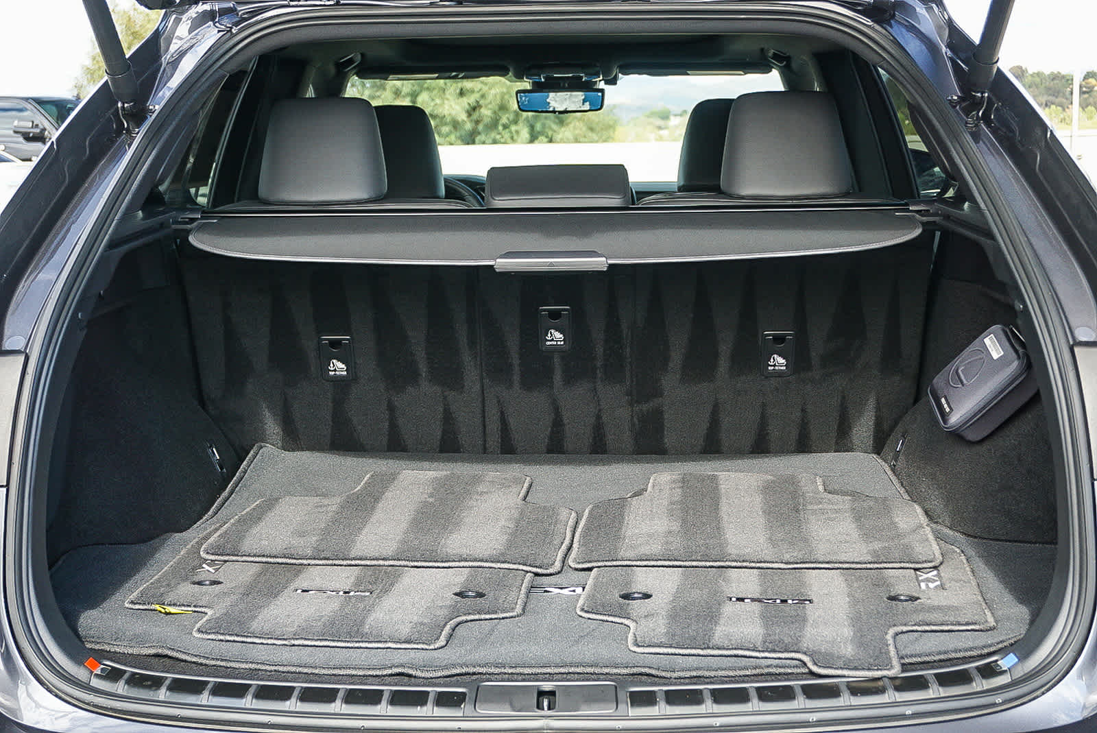 Thumbnail: 2025 Lexus RX - 27