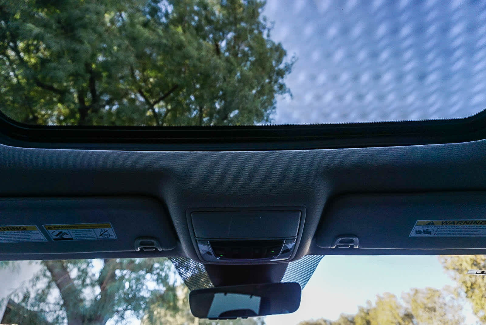 Thumbnail: 2023 Acura MDX - 13