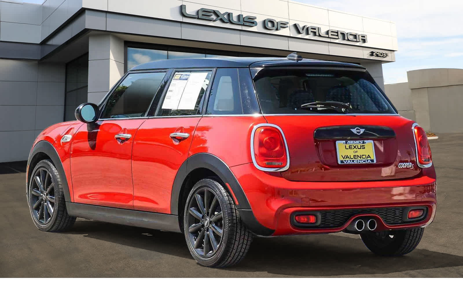 Thumbnail: 2018 MINI Cooper Hardtop - 2