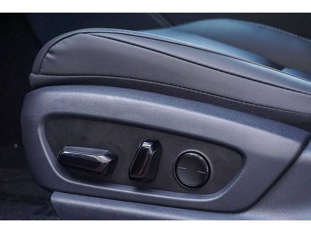 Thumbnail: 2025 Lexus ES - 21