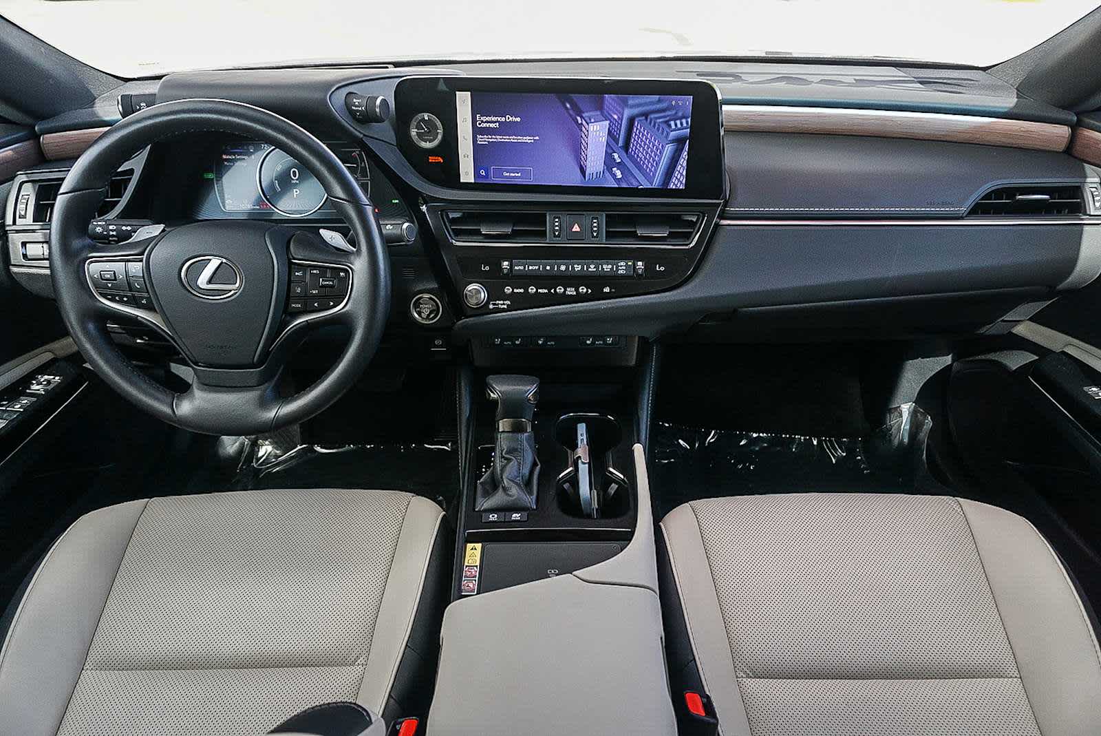 Thumbnail: 2025 Lexus ES - 13