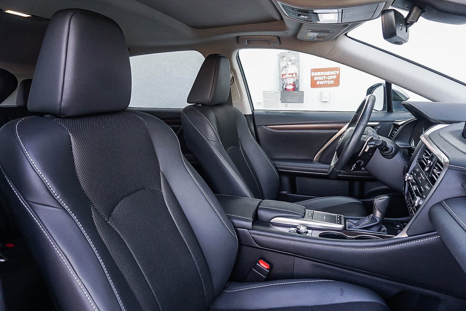 Thumbnail: 2022 Lexus RX - 18