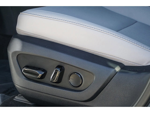 Thumbnail: 2026 Lexus RX - 43