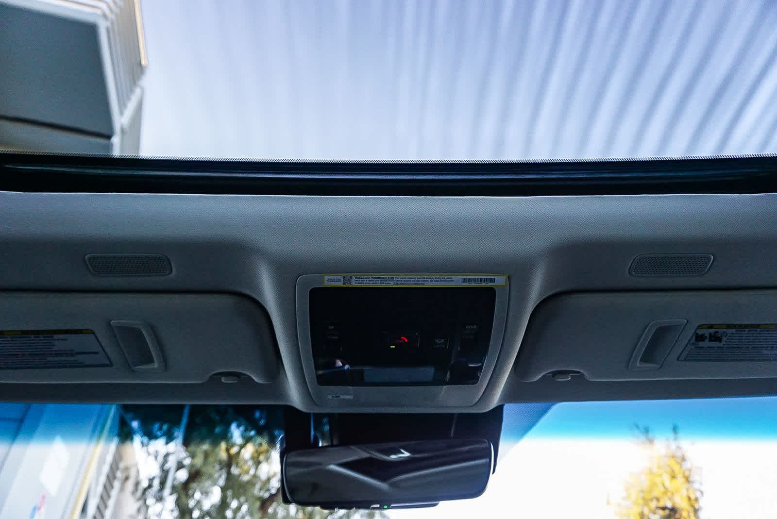 Thumbnail: 2025 Lexus ES - 13